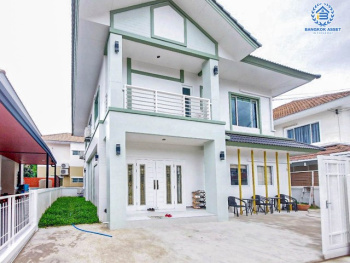 *****บ้านเดี่ยวมือสองย่านกรุงเทพฯ ม.แลนซีโอ รามอินทรา-วัชรพล เนื้อที่กว้าง 54.20 ตร.ว. ฟังก์ชัน 3 ห้องนอน 3 ห้องน้ำ ที่จอดรถ 2 คัน บนทำเลใกล้ทางด่วนรามอินทรา และถนนวงแหวนกาญจนาฯฝั่งตะวันออก เชื่อมต่อรถไฟฟ้า 2 สายทั้งสายสีชมพู "สถานีวัชรพล" และสายสีเขียว "สถานีสะพานใหม่" ใกล้จุดขึ้นทางด่วน "ฉลองรัช" จองเลย!